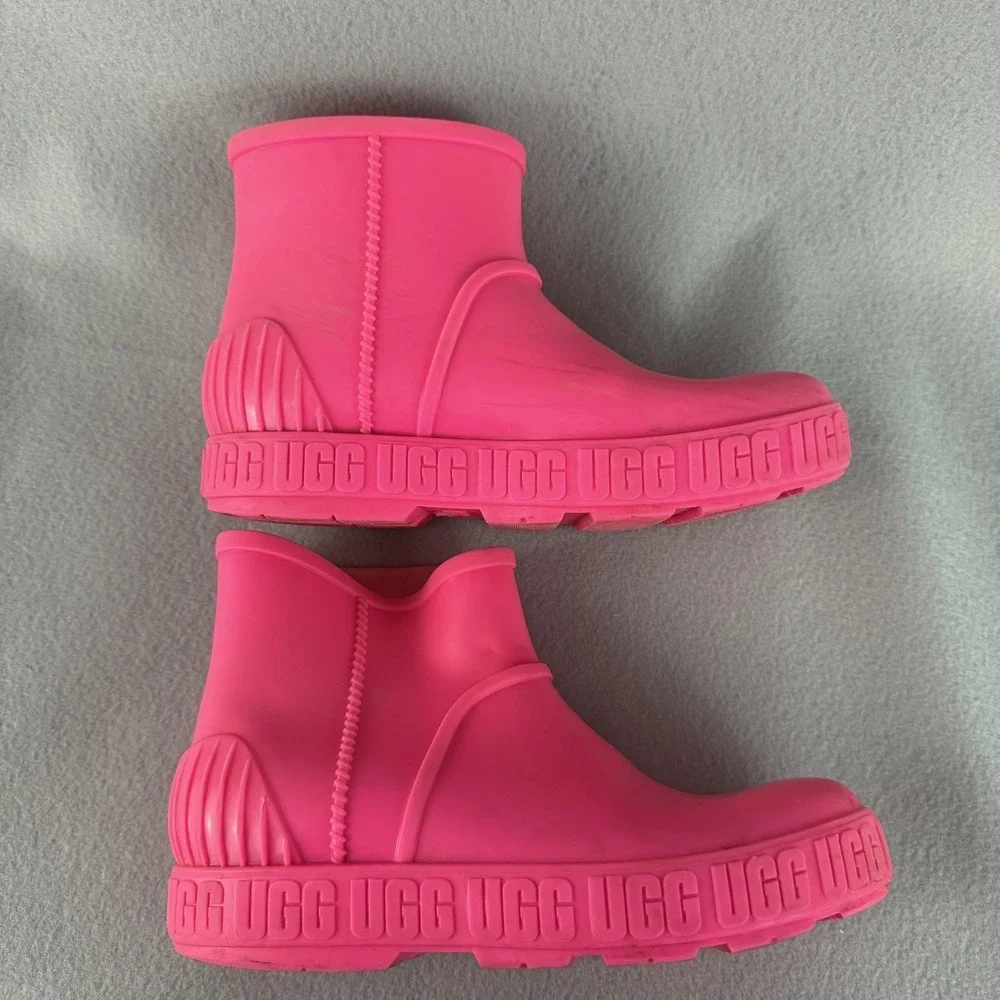UGG Drizlita Rain Boots Kids 5 Pink Waterproof Rubber Ankle Logo‎